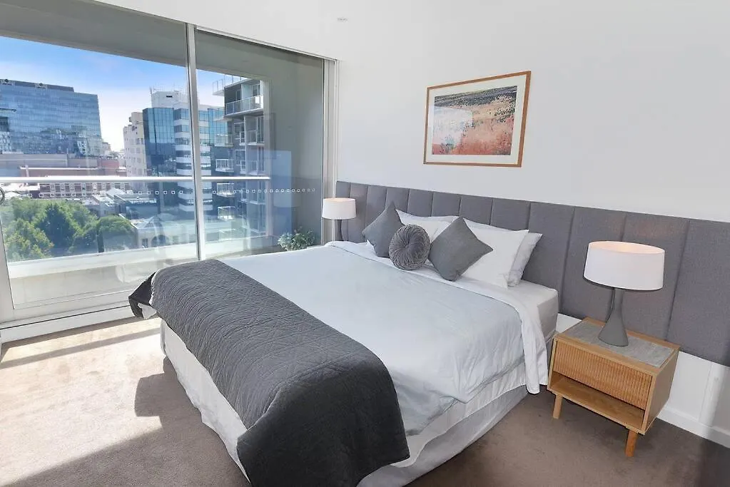 Apartment Luxury Overlooking Hindmarsh Sq With Pool & Gym Adelaide